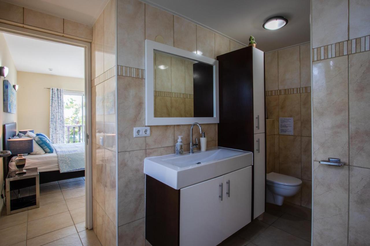 Palapa Ocean Side Apartment Jan Thiel ภายนอก รูปภาพ